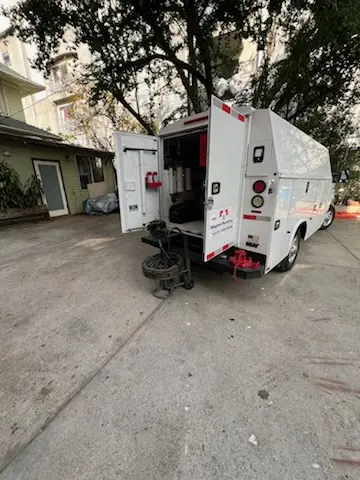 Magnet Plumbing service vehicle on-site for Faucet Repair in Miami Station